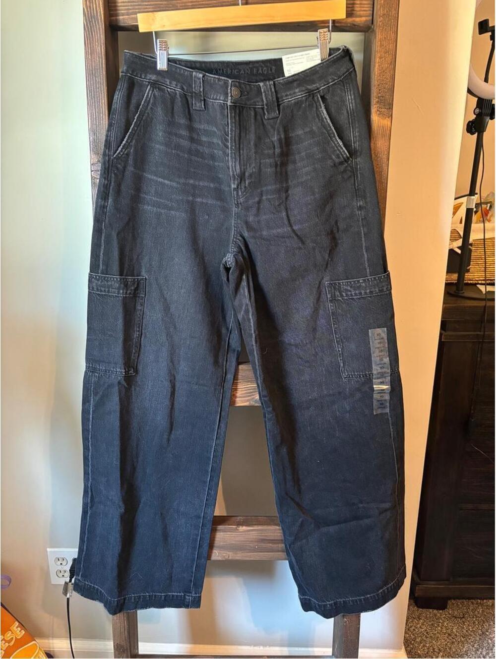 NWT American Eagle High Rise Baggy Jean